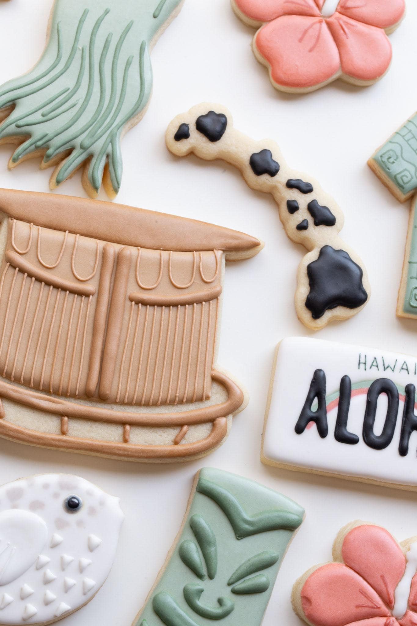 Tiki Bar Cookie Cutter
