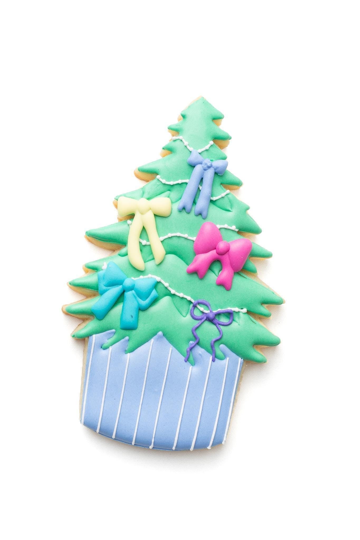 Christmas Tree with Bows Cookie Cutter