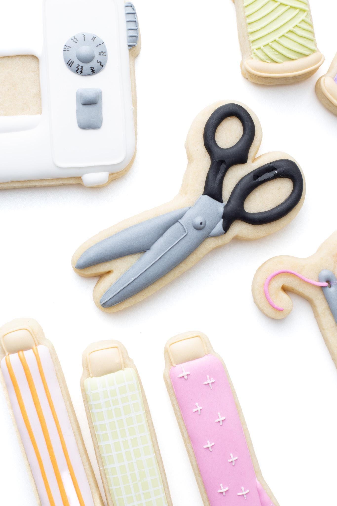 Scissors Cookie Cutter